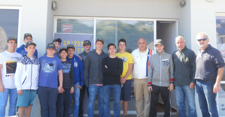 Συνάντηση της ομάδας F1 in Schools με τον δημοσιογράφο Τάκη Πουρναράκη
