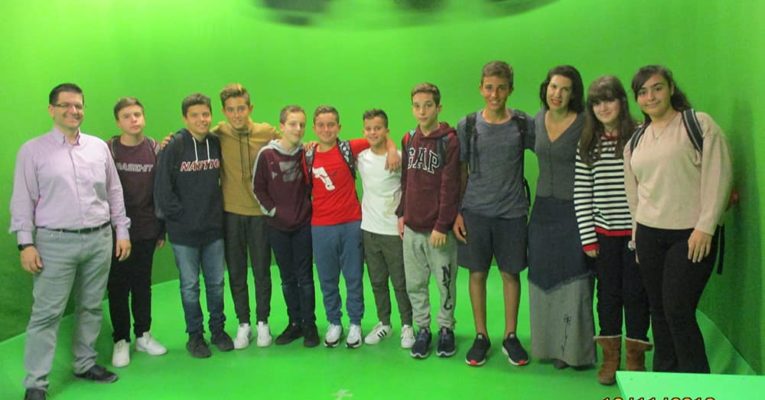 Οι μαθητές του Ομίλου Δημοσιογραφίας Γυμνασίου στον Τηλεοπτικό Σταθμό ALPHA