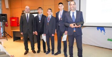 Βράβευση της Μαθητικής Ομάδας “ROBOT” του Λυκείου για την 3η θέση στον Πανελλήνιο Διαγωνισμό Στατιστικής