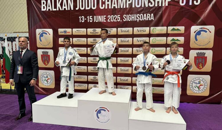Δεύτερος Βαλκανιονίκης στο Judo ο μαθητής της ΣΤ’ Δημοτικού, Κωνσταντίνος Βουτσινάς