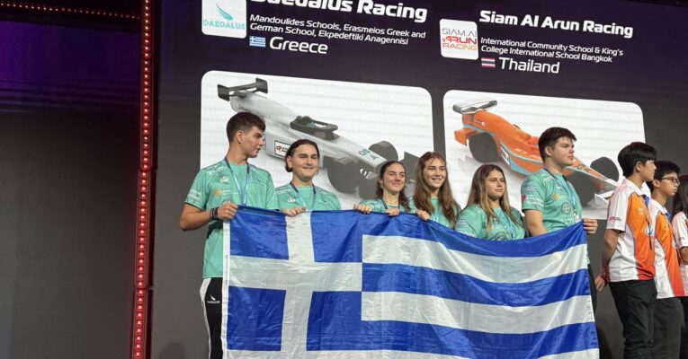 Η Daedalus Racing στους κορυφαίους του κόσμου στον Παγκόσμιο Τελικό STEM Racing στη Σιγκαπούρη
