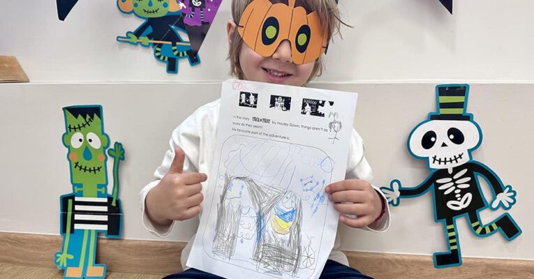 Little Explorers, Big Autumn Discoveries