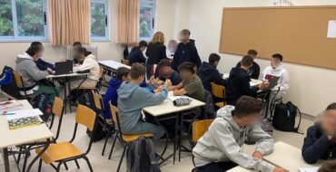 Η γλώσσα και το ύφος στην πράξη: Δημιουργία κειμένων από τους μαθητές της Γ’ Γυμνασίου