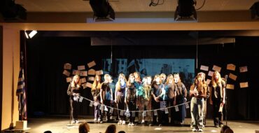 «Ο Πόλεμος ως Προσωπικό Βίωμα» – Γιορτή για την Εθνική Επέτειο της 28ης Οκτωβρίου από τη Β΄ Γυμνασίου