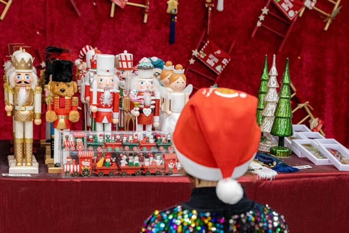 Με μεγάλη επιτυχία και συγκινητική συμμετοχή πραγματοποιήθηκε το Χριστουγεννιάτικο Bazaar του Σχολείου μας για την υποστήριξη του Γενικού Νοσοκομείου Αθηνών «Αλεξάνδρα»