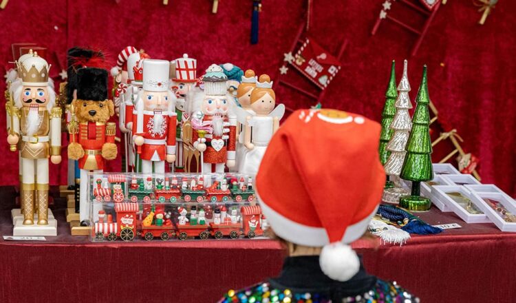 Με μεγάλη επιτυχία και συγκινητική συμμετοχή πραγματοποιήθηκε το Χριστουγεννιάτικο Bazaar του Σχολείου μας για την υποστήριξη του Γενικού Νοσοκομείου Αθηνών «Αλεξάνδρα»