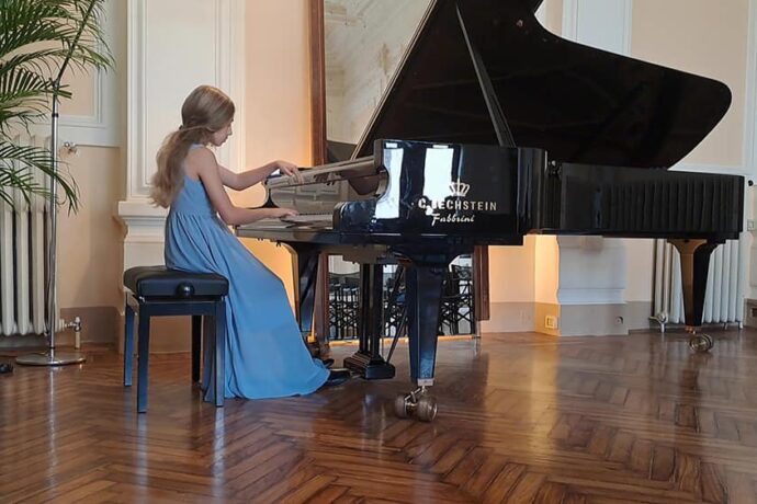 Η Πορεία Αριστείας της μαθήτριας της α΄ Γυμνασίου Μάγιας Χατζηκωνσταντίνου στο Πιάνο