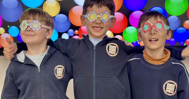 «I see the good in you»: Μαθαίνοντας Αγγλικά με ενσυναίσθηση και θετική σκέψη στη Β΄ Δημοτικού