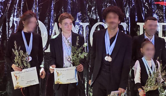 Παγκόσμια Διάκριση στον 3ο Παγκόσμιο Διαγωνισμό Χορoύ Ζεϊμπέκικου για τον μαθητή της ΣΤ΄ Δημοτικού Κωνσταντίνο Δουρούκη