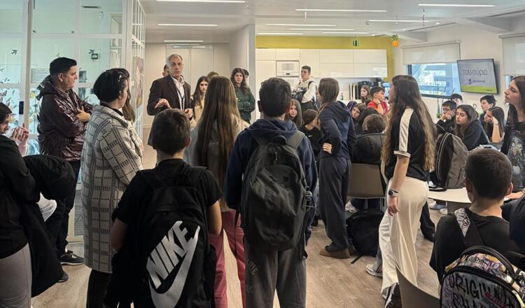 Εκπαιδευτική επίσκεψη μαθητών β΄ Γυμνασίου στη SEFCO ZEELANDIA