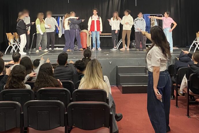 «Teen Talk»: Μια Δράση Ευαισθητοποίησης για τον Σχολικό Εκφοβισμό