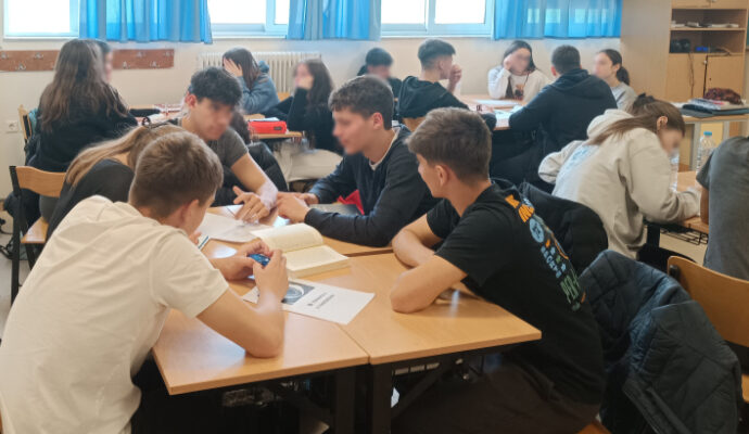 «Escape Strategy – Επιχείρηση Αποσταθεροποίησης»: Όταν το 1984 γίνεται παιχνίδι στρατηγικής στην τάξη