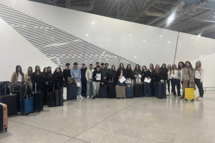 Δυναμική παρουσία της Εκπαιδευτικής Αναγέννησης στο Harvard Model Congress Europe