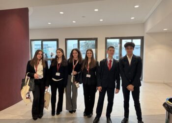 Μαθητές της Εκπαιδευτικής Αναγέννησης διαπρέπουν στο  St. Catherine’s MUN