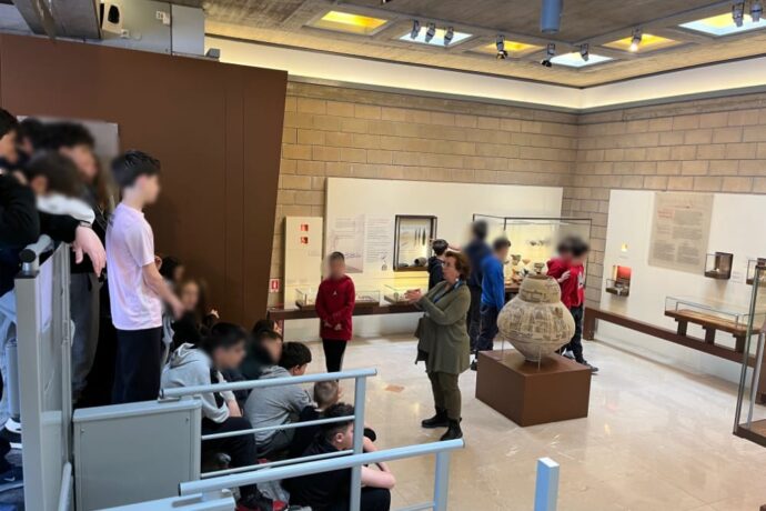 Εκπαιδευτική επίσκεψη της α΄ Γυμνασίου στο Αρχαιολογικό Μουσείο Θήβας