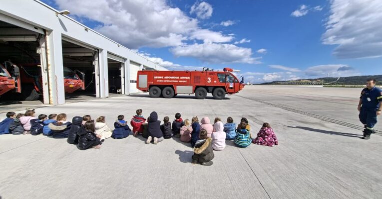 Εκπαιδευτική Εκδρομή του Νηπιαγωγείου μας στον Πυροσβεστικό Σταθμό του Αεροδρομίου