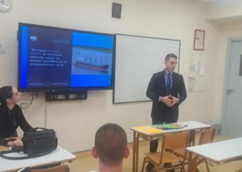 Οι μαθητές των Ομίλων Οικονομίας και Μάρκετινγκ γνωρίζουν από κοντά τον κόσμο της ναυτιλίας