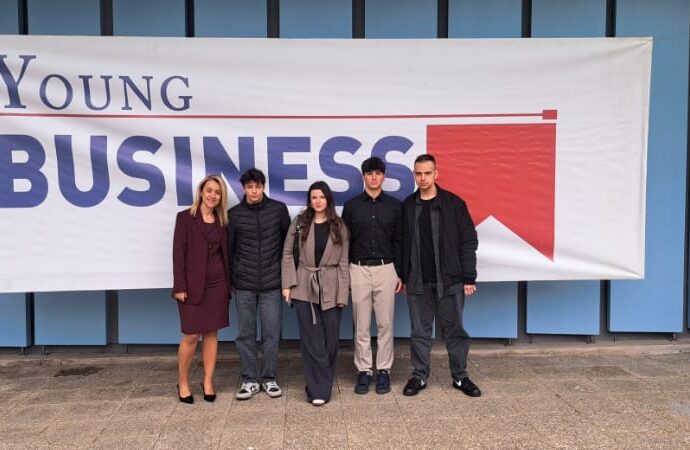 Στον Τελικό του Young Business Talents η ομάδα του Λυκείου της Εκπαιδευτικής Αναγέννησης