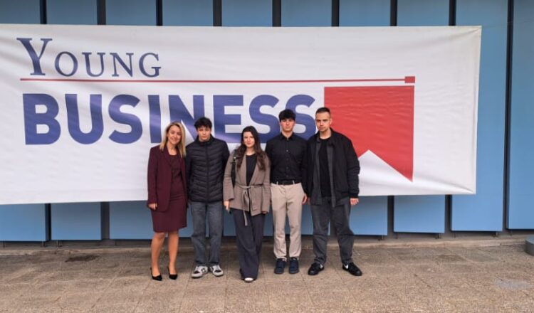 Στον Τελικό του Young Business Talents η ομάδα του Λυκείου της Εκπαιδευτικής Αναγέννησης