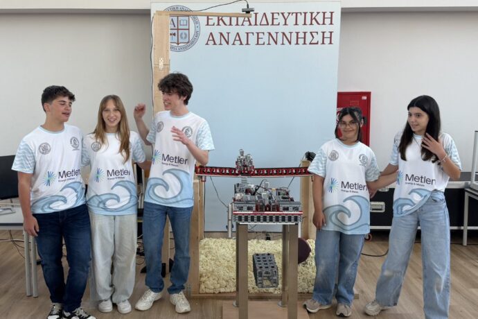 Πρόκριση στην Παγκόσμια Ολυμπιάδα Ρομποτικής – 1η, 2η και 3η θέση για την Εκπαιδευτική Αναγέννηση