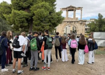 Μια εκπαιδευτική περιήγηση στο ιστορικό κέντρο της Αθήνας για τη Β΄ Γυμνασίου