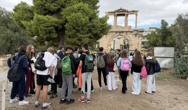 Μια εκπαιδευτική περιήγηση στο ιστορικό κέντρο της Αθήνας για τη Β΄ Γυμνασίου